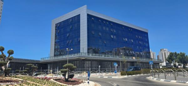 ש"י עגנון 16, משכנות אומנים (כורדני)