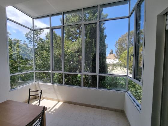 שושנת הכרמל 25, כרמל מערבי