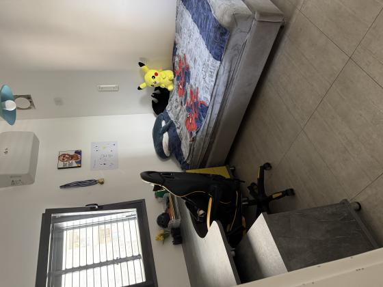 הגבים 2, האירוס