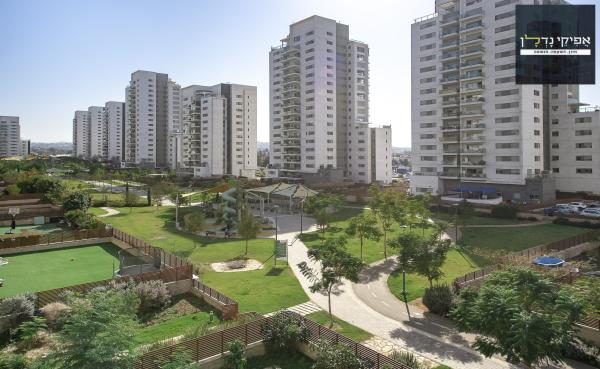 נחשול, נופרים