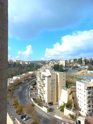 אליעזר שילוני 2, עיר גנים ב', ג'