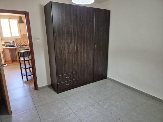 עציון 7, מרכז המושבה