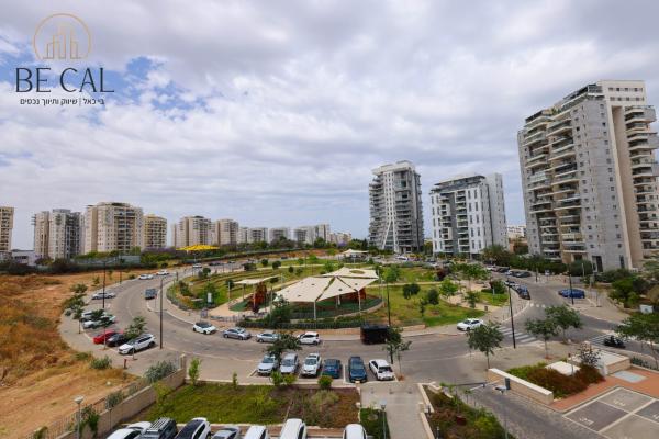 נתן אלתרמן 18, רחובות החדשה