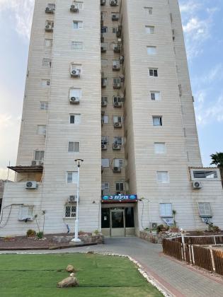 כיכר צנינית 3, מצפה ים