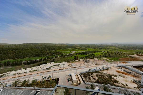 רועי קליין 29, נוה שמיר