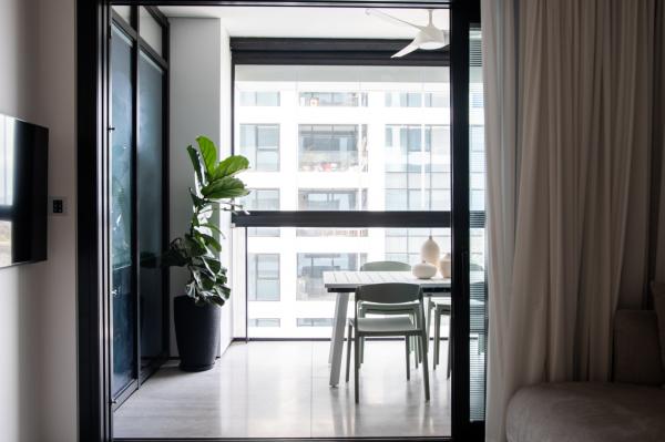 אליעזר קפלן 19, שרונה