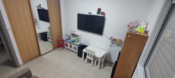 חלמונית 32, קרית ראשון