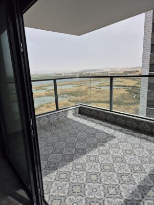 אריק אינשטין 8, נאות אפק