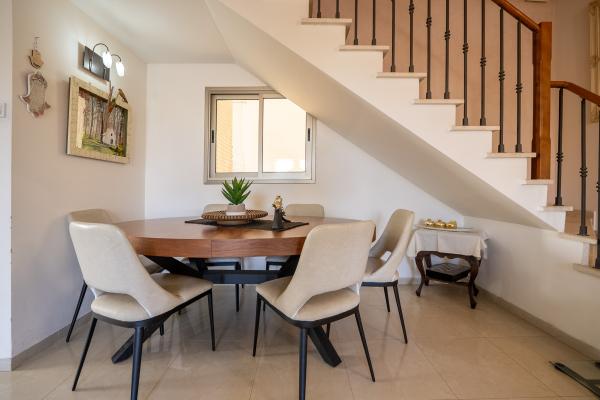 חרצית 14, קרית אילון, חולון