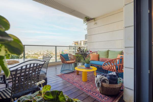 משעול פלג, האירוס