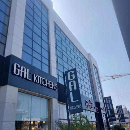 רוז'נסקי מרדכי 3, מב"ת מערב