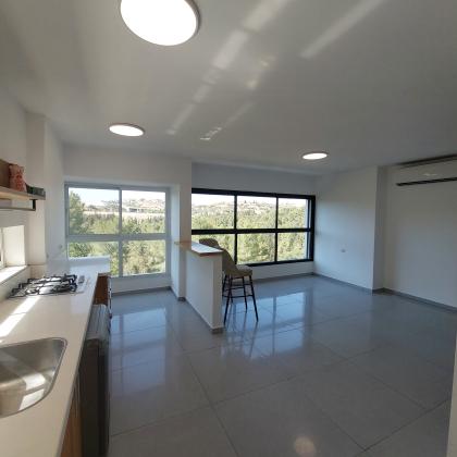 ה' באייר 94, ה' באייר