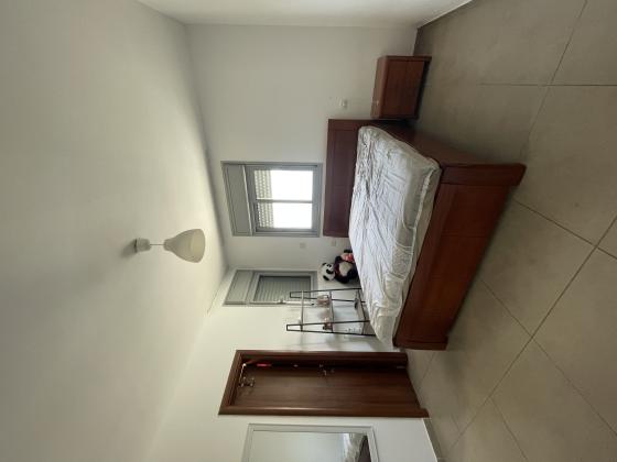 רוגוזין 27, רובע ד