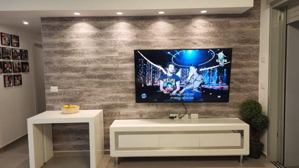 נחשול 14, נופרים