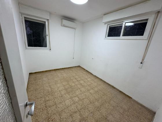 שדרות דגניה 15, קרית חיים מערבית