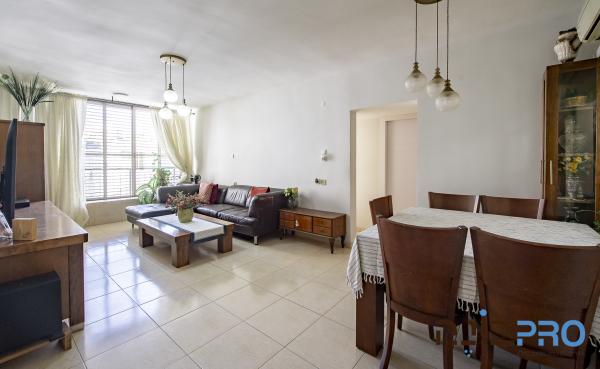 סמילנסקי, הראשונים