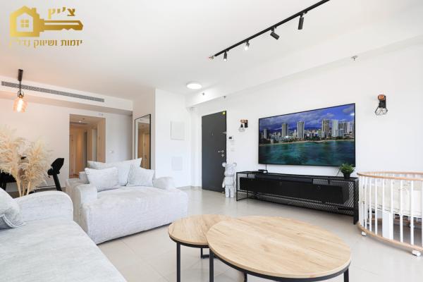 בשכונת קיראון