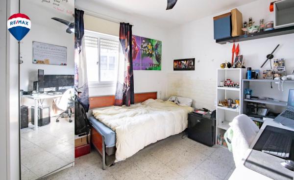 דרך רבין יצחק 3, מגדל המים