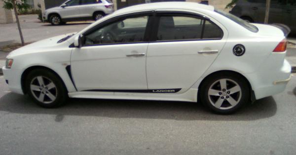 מיצובישי לנסר (2008)