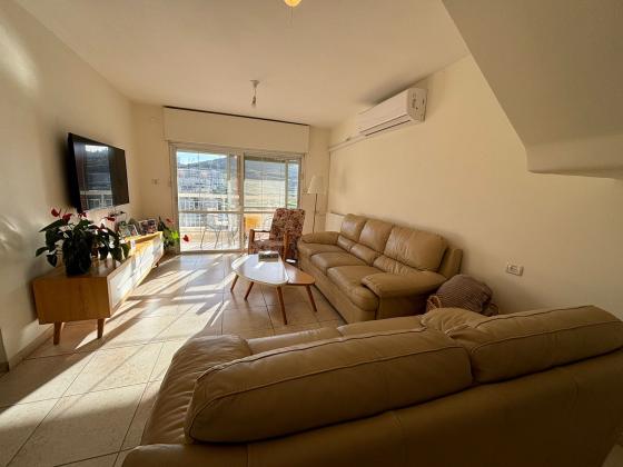 בשכונת פסגת זאב