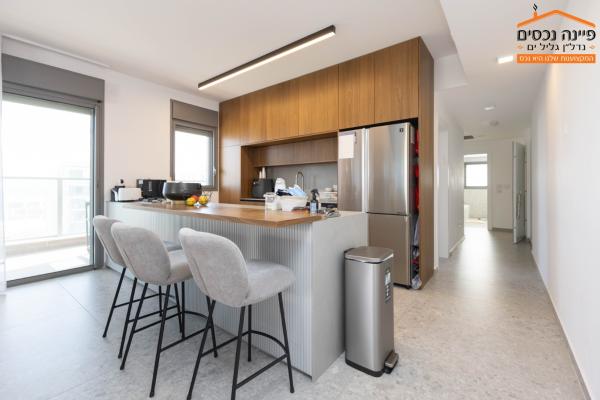 עובדיה יוסף 5, גליל ים החדשה