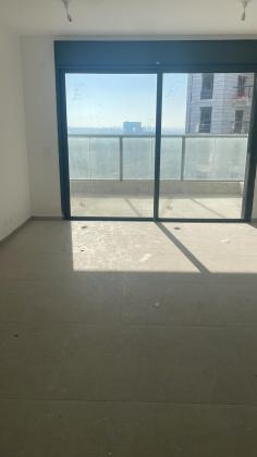 אריק אינשטיין 1, פארק הים