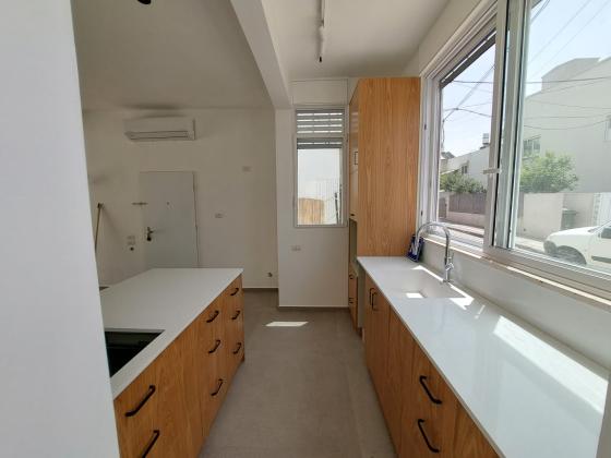 סמטת חכמי ישראל 7, שפירא