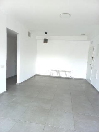 אליעזר שילוני 2, עיר גנים ב', ג'