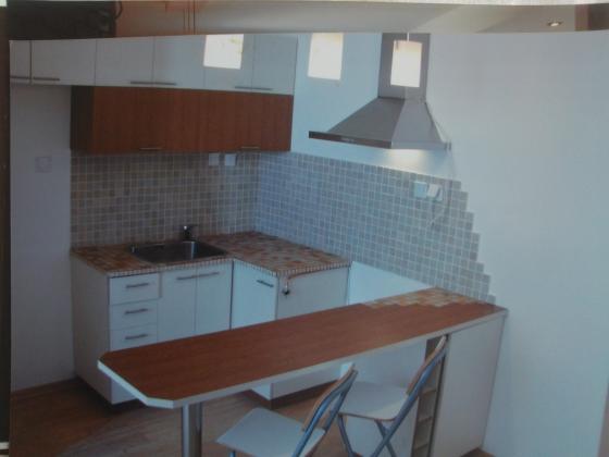 מנדלי מוכר ספרים 6, מרכז העיר