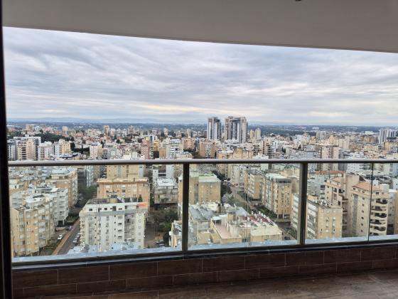 בורוכוב 3, מרכז העיר צפון