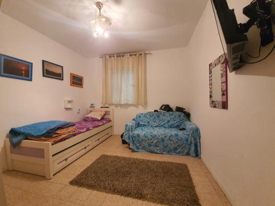 קרן היסוד 326