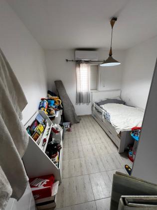 פרי מגדים 106, מישור הגפן