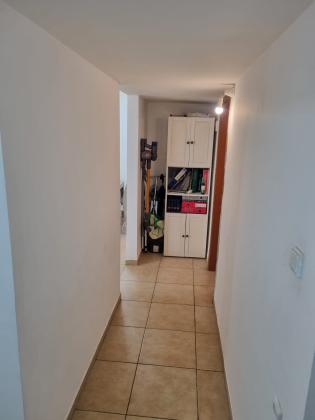 הגולן 4, קרית השרון