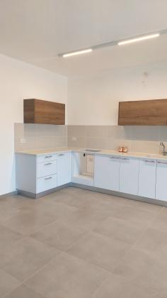 לח"י 3, אזור תעשיה