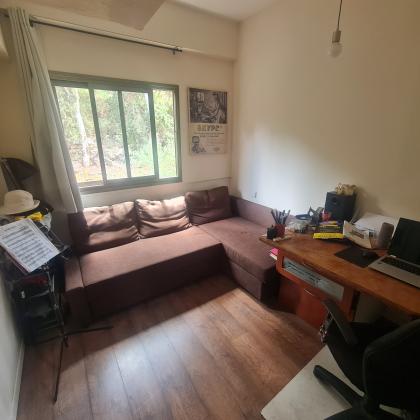 שדרות אליהו גולומב 1, הדר עליון