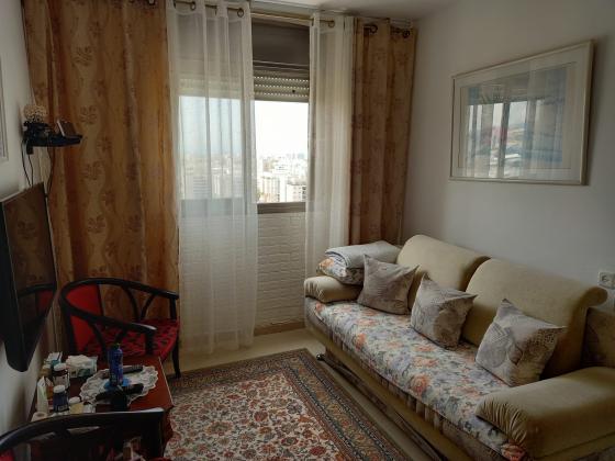 תמוז 14, רובע יב