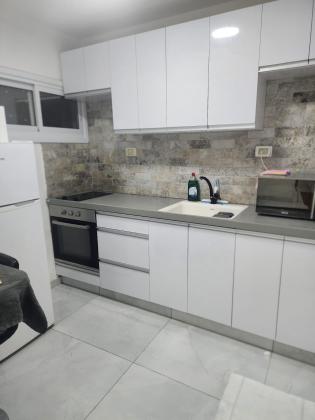 משה יוליש 4, נווה אלונים