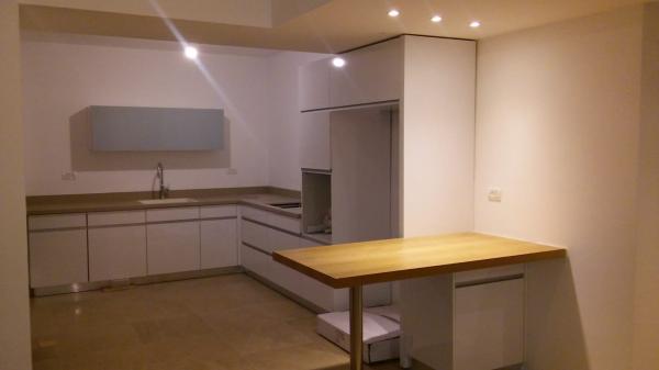 הרב ריינס 41, מרכז העיר צפון