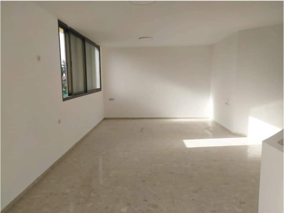 בן יהודה 12, מרכז