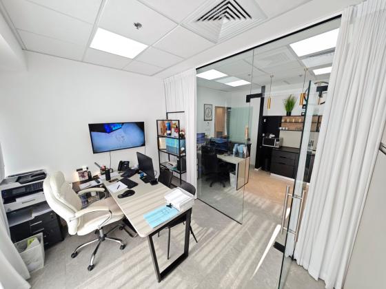 ילדי טהרן, מב"ת מערב