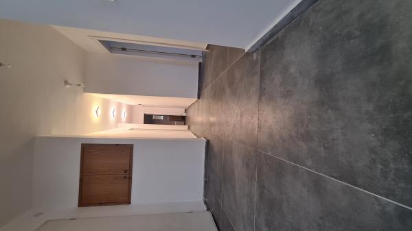 רחבת טבריה 5, שכונה ט