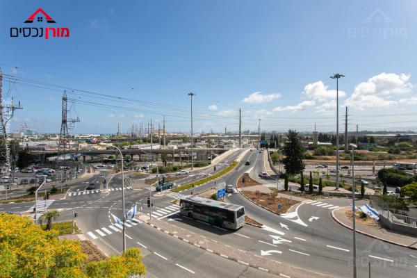 שלום שרעבי, נוה פז