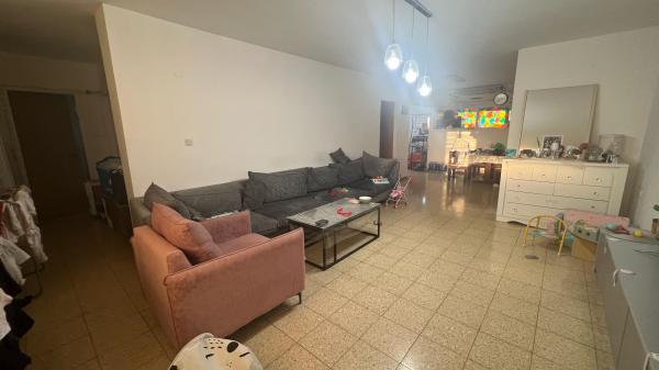 בשכונת נאות רחל