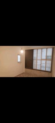 נס ציונה 8, קרית עבודה