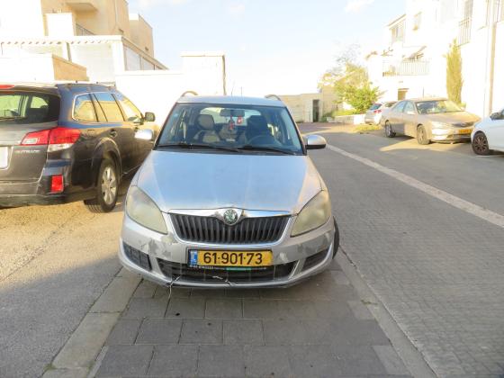 סקודה פאביה (2011)