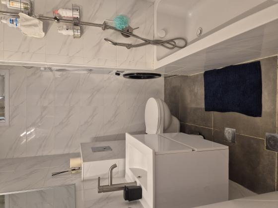 משעול אהוד בן גרא 6, השופטים