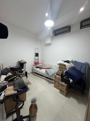 חיים לנדאו 7, פרדס כץ ויסודות