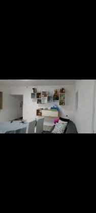 נס ציונה 8, קרית עבודה