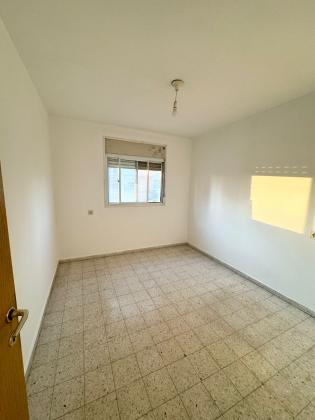 המצביאים 4, נאות יצחק