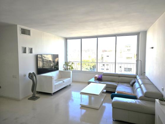 טאגור 42, נוה אביבים